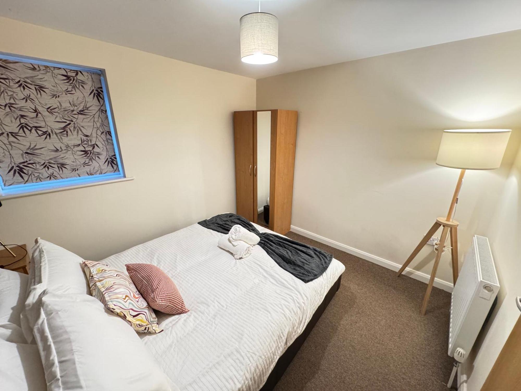 The Vogue Stay, 3 Bedrooms, 2 Bathrooms, Ideal For Jr & Oxford Hospitals, Free Carpark, Conveniently Located For Ring Road Access, 2 Miles From Oxford City Centre Easy Car & Bus Route Ngoại thất bức ảnh