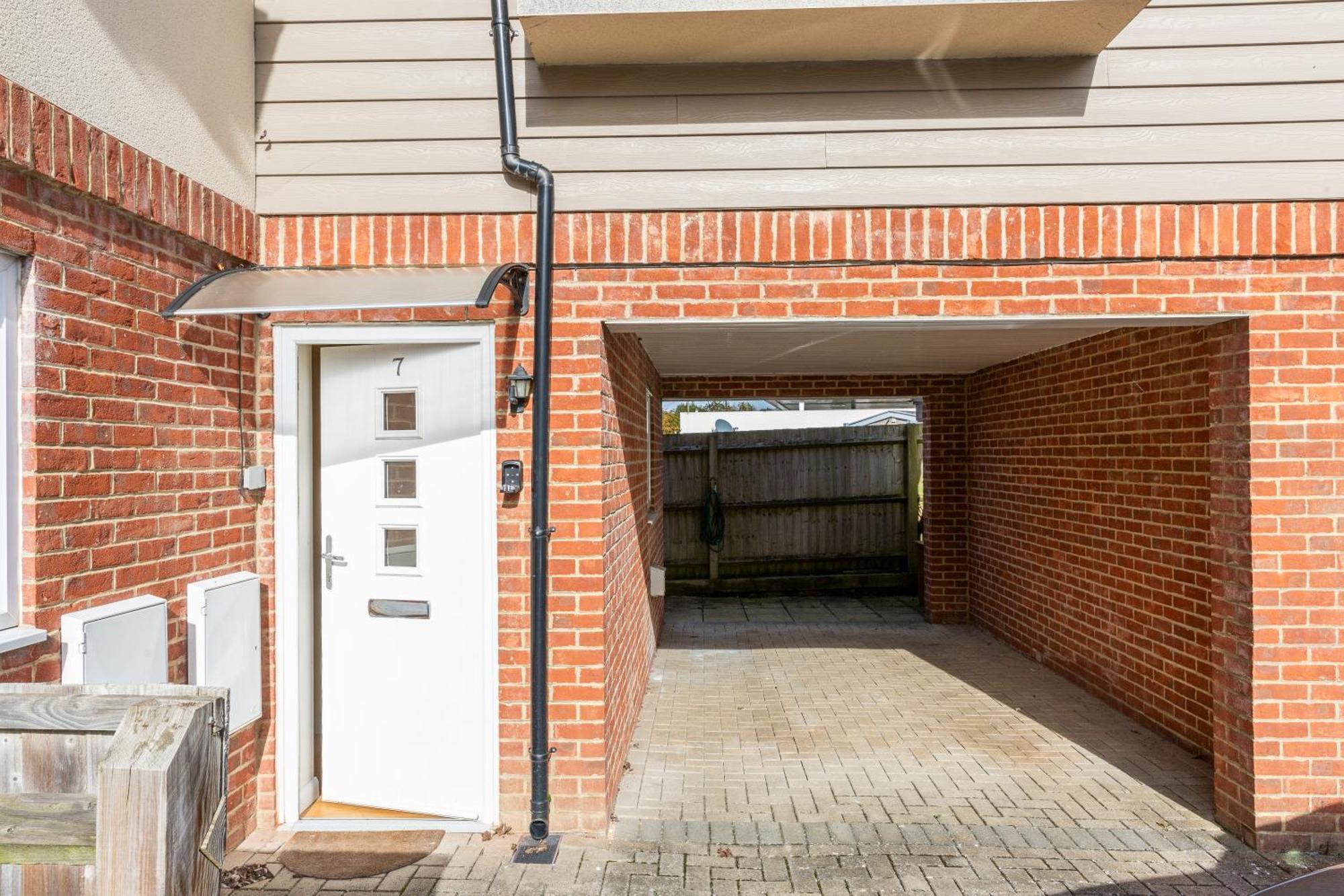The Vogue Stay, 3 Bedrooms, 2 Bathrooms, Ideal For Jr & Oxford Hospitals, Free Carpark, Conveniently Located For Ring Road Access, 2 Miles From Oxford City Centre Easy Car & Bus Route Ngoại thất bức ảnh