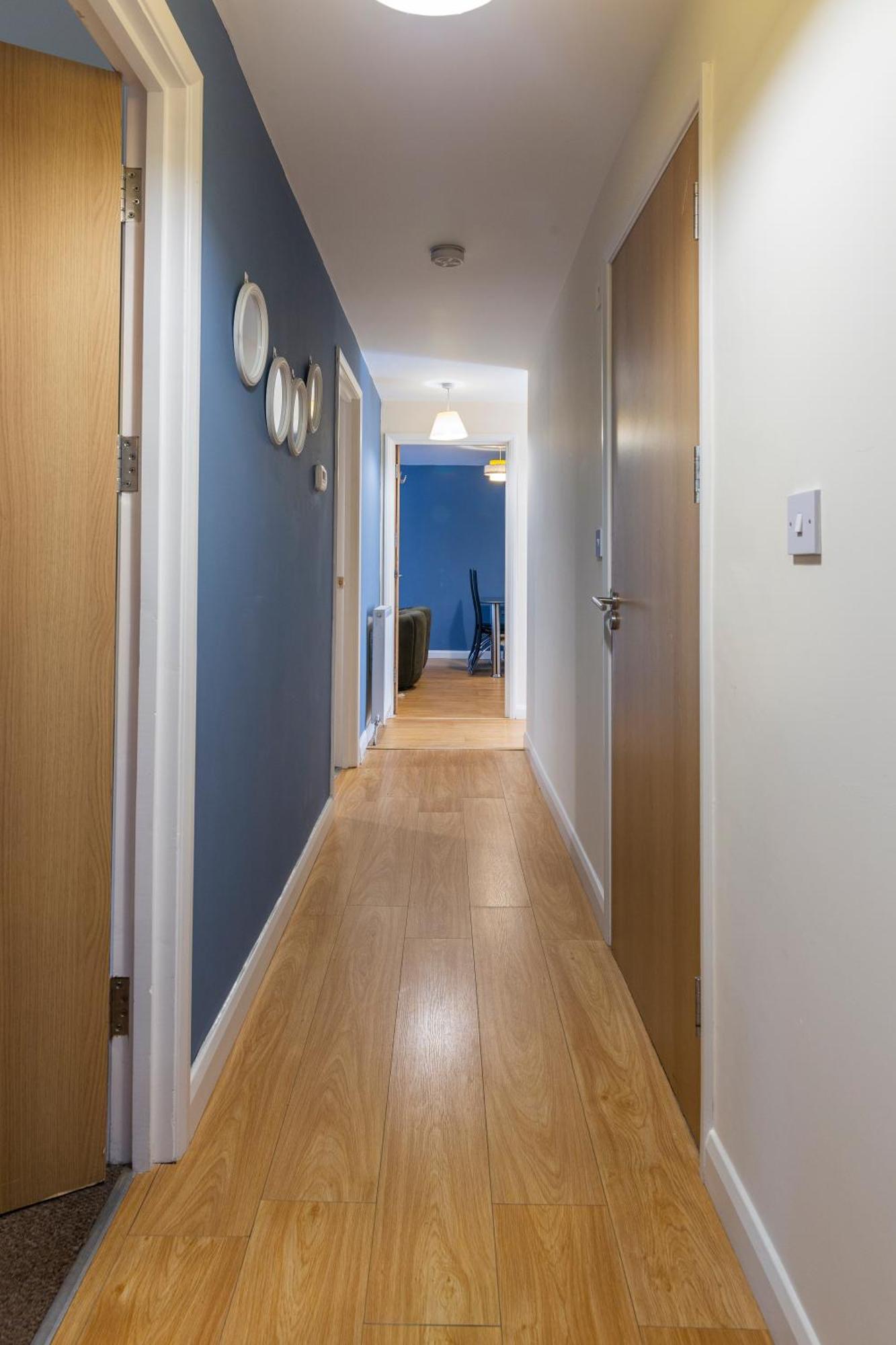 The Vogue Stay, 3 Bedrooms, 2 Bathrooms, Ideal For Jr & Oxford Hospitals, Free Carpark, Conveniently Located For Ring Road Access, 2 Miles From Oxford City Centre Easy Car & Bus Route Ngoại thất bức ảnh